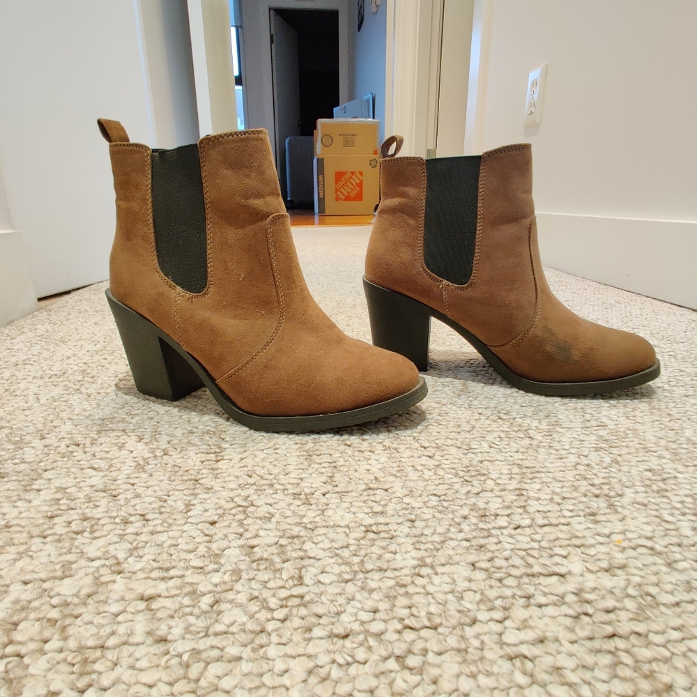 Brown faux suede booties size 6.5